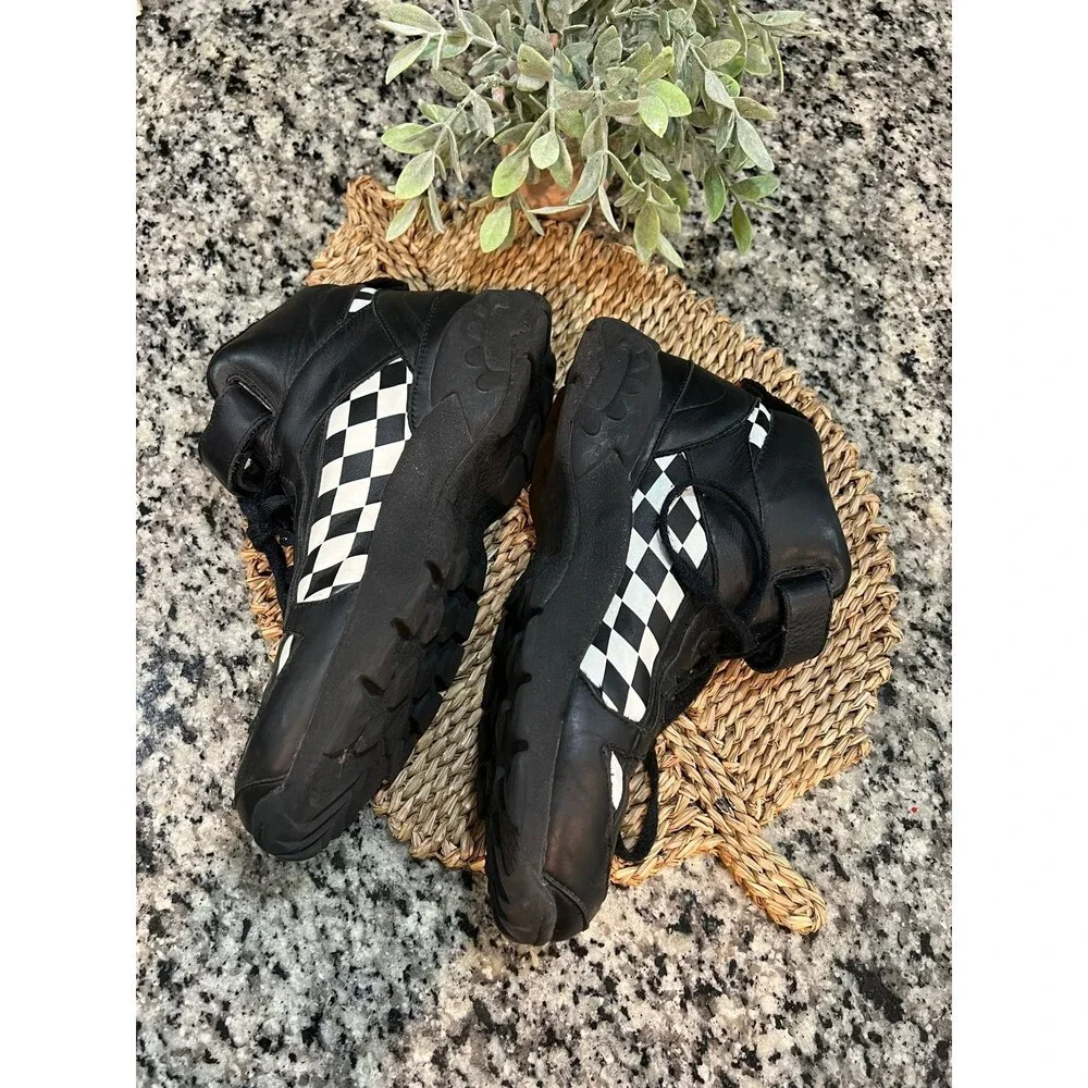 Racerz 90's Sneakers size 9.5 mens